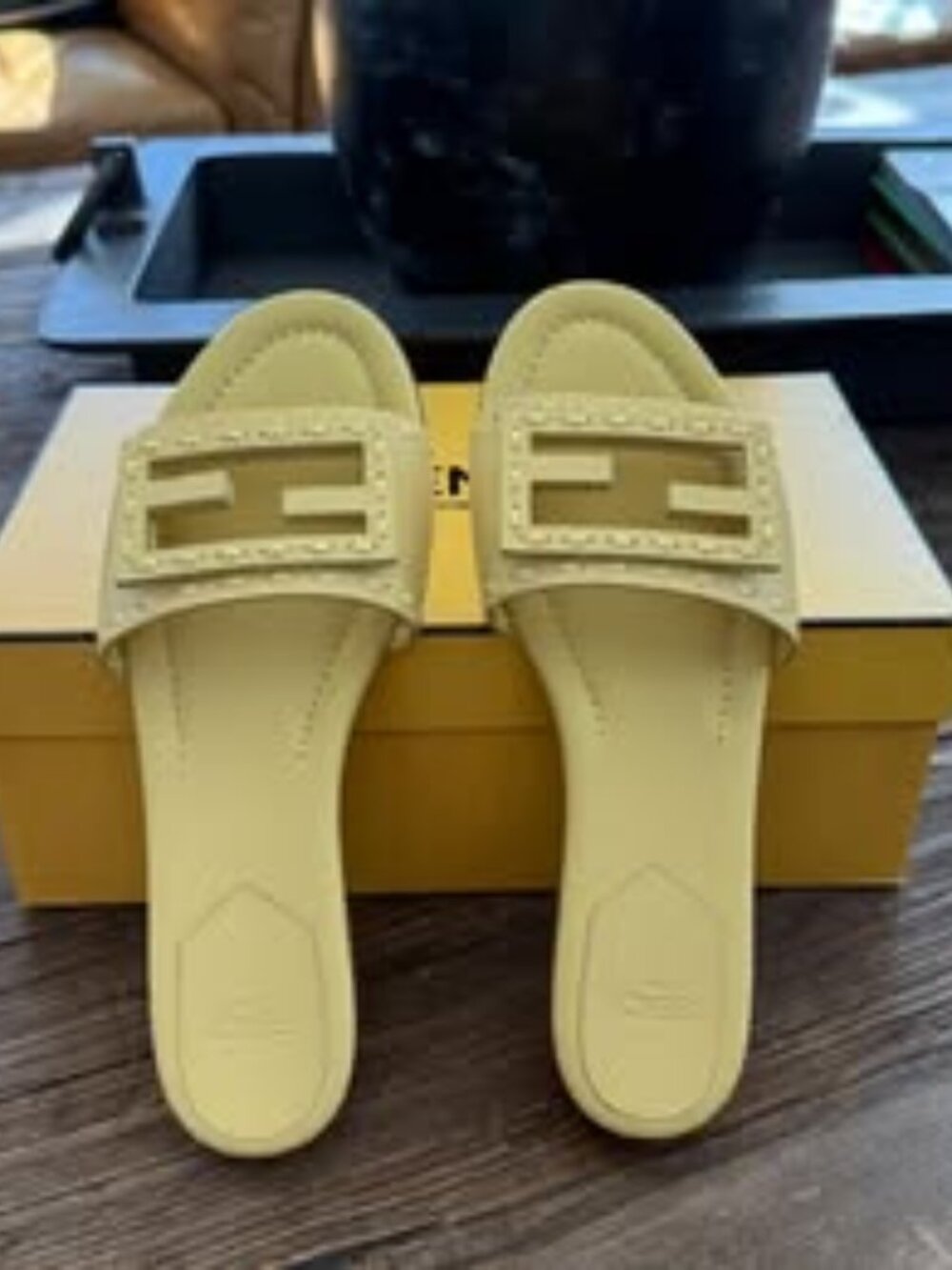 NEW Fendi Women's Baguette FF Leather Flat Slide Sandals Yellow 36.5 (6.5)